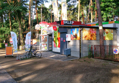 Franczyzobiorcy Chaty Polskiej otwierają sezonowe, wakacyjne sklepy.