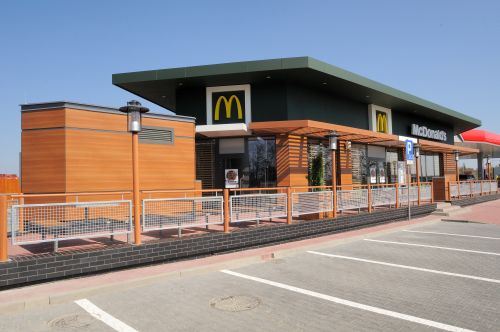 McDonald's poprawił wyniki sprzedaży.